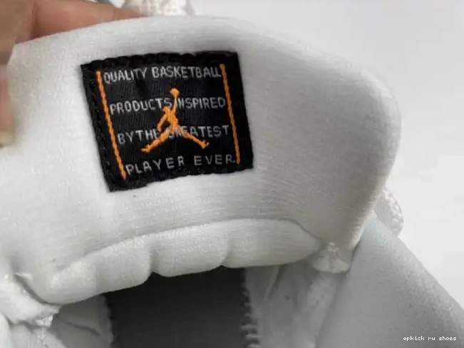 Rep CITRUS RETRO JORDAN AIR BRIGHT LOW 11 AH7860-139 0526